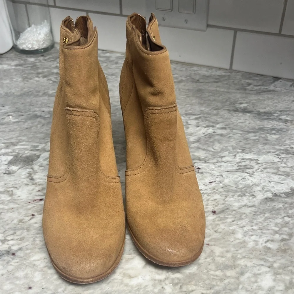 Tory Burch Women’s SabeCamel Suede Heeled Boots 9.0